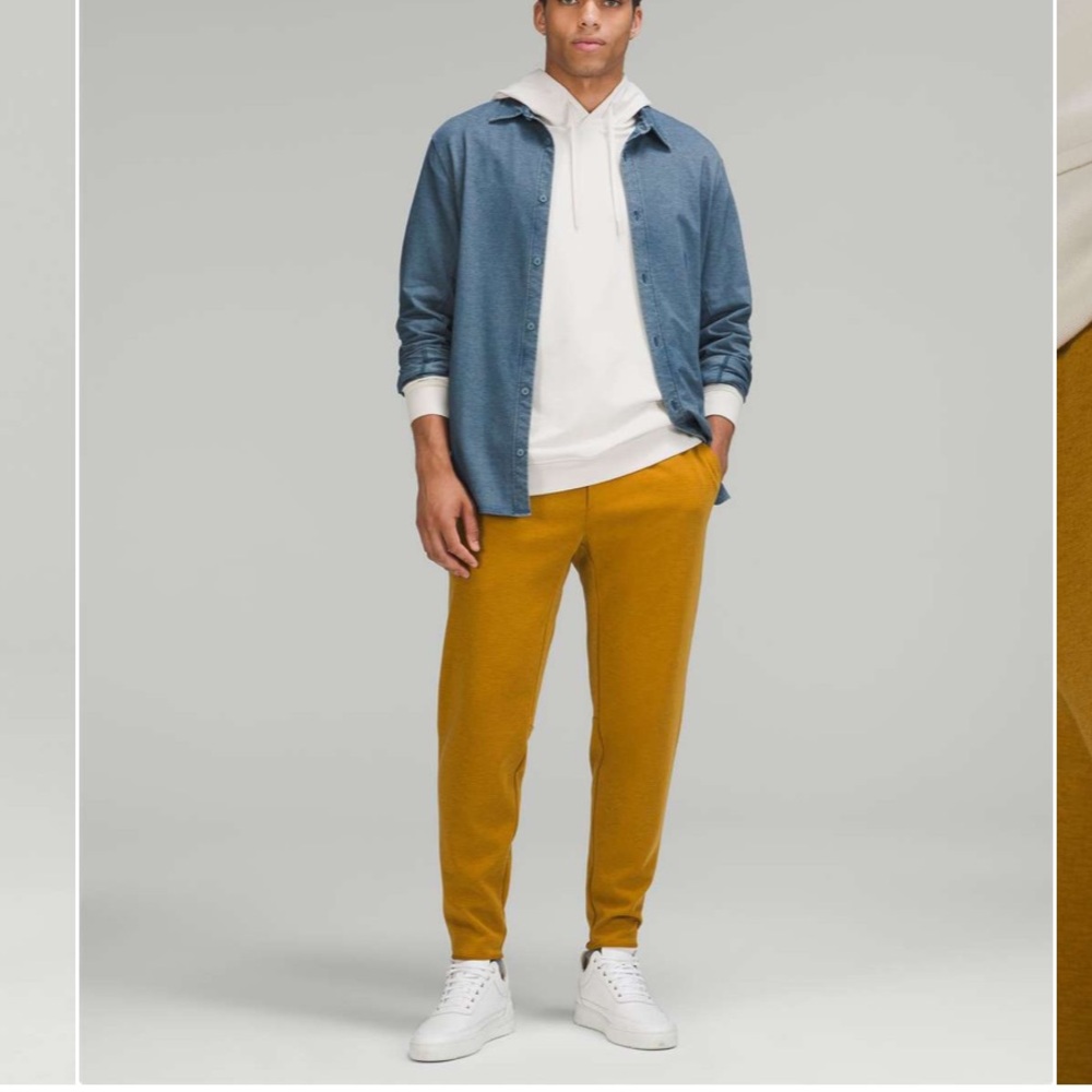 Like New Lululemon GridLiner Fleece Jogger
Heathered Gold Spice, Medium